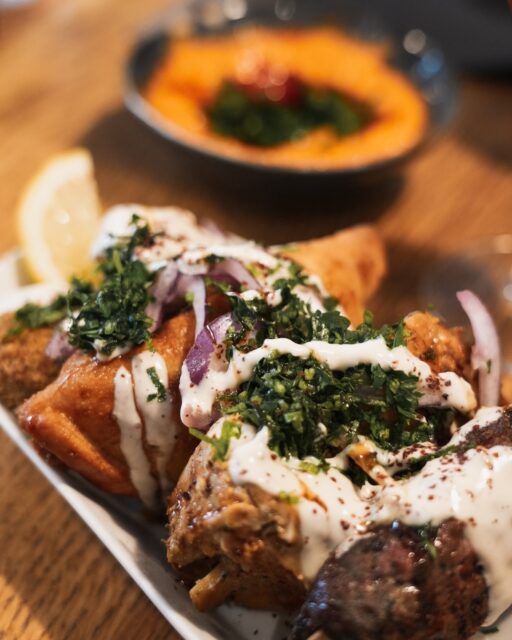 📍Mezzelicious, Rennes
#voyage #rennes #bretagne #mezzelicious #food #foodporn  #travel #photography #photo #photooftheday #photographer #fr #france  #traveler #voyageursdumonde #tips #canaries #sony #sonyalpha #restaurant #libanais